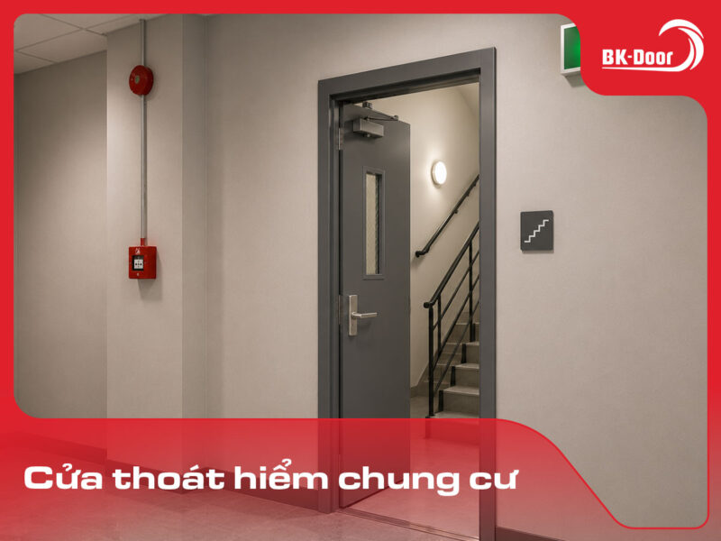 cửa thoát hiểm chung cư