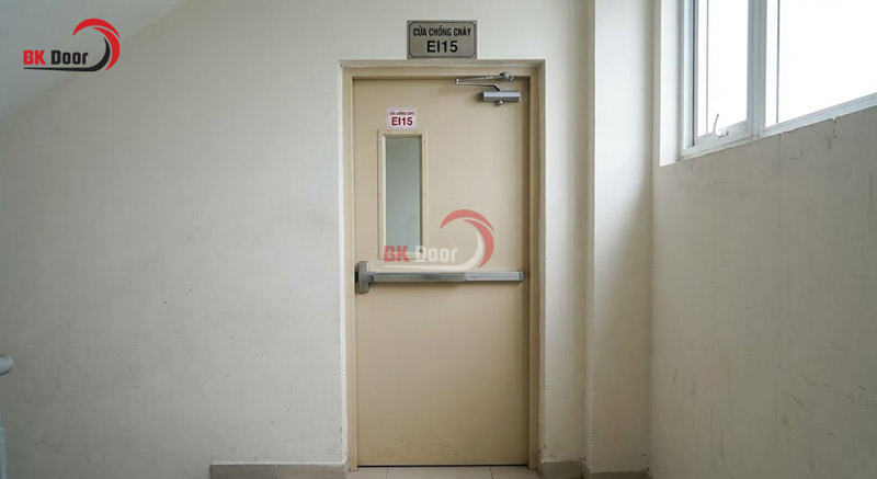 Cửa thép chống cháy EI15 là gì?