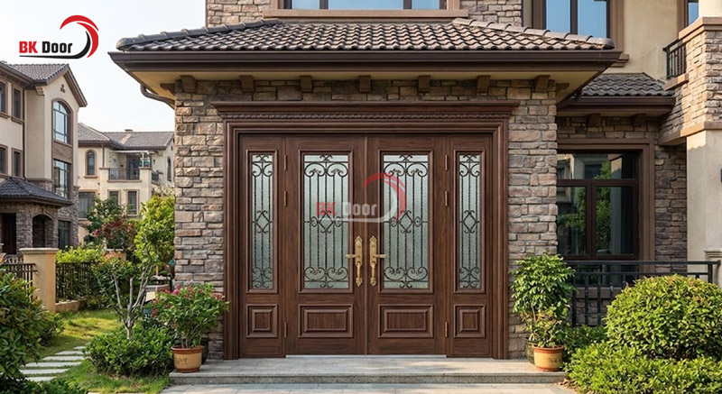 Cửa thép vân gỗ 4 cánh cho căn hộ phong cách truyền thống cổ điển