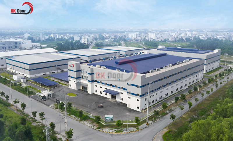 Nhà máy sản xuất cửa thép vân gỗ BK Door uy tín