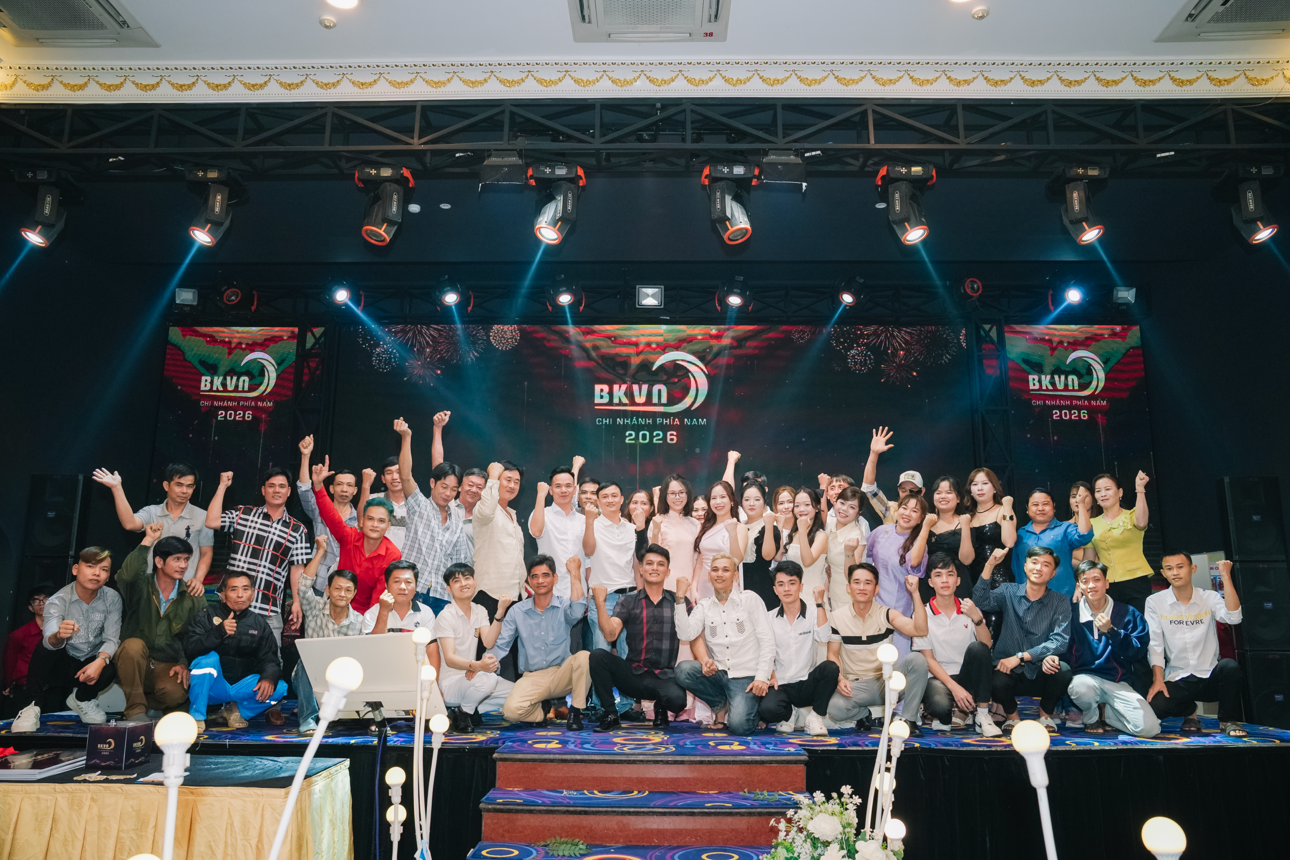 Không khí ấm cúng, gần gũi tại bữa tiệc