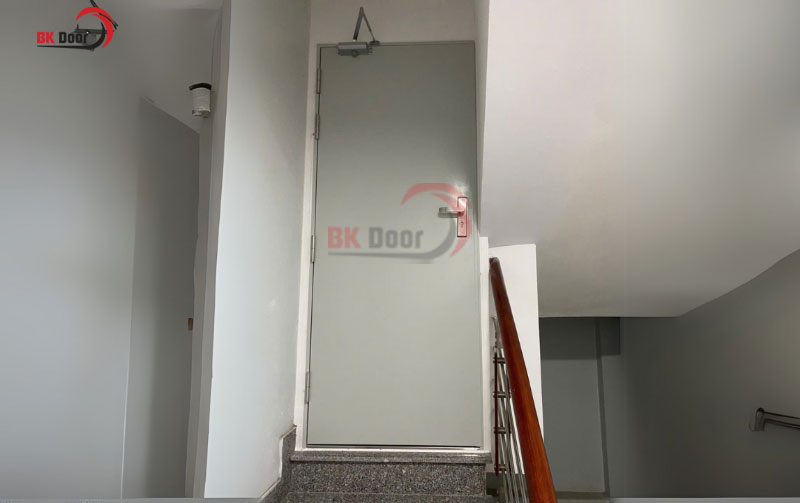 Cửa chống cháy khu vực cầu thang