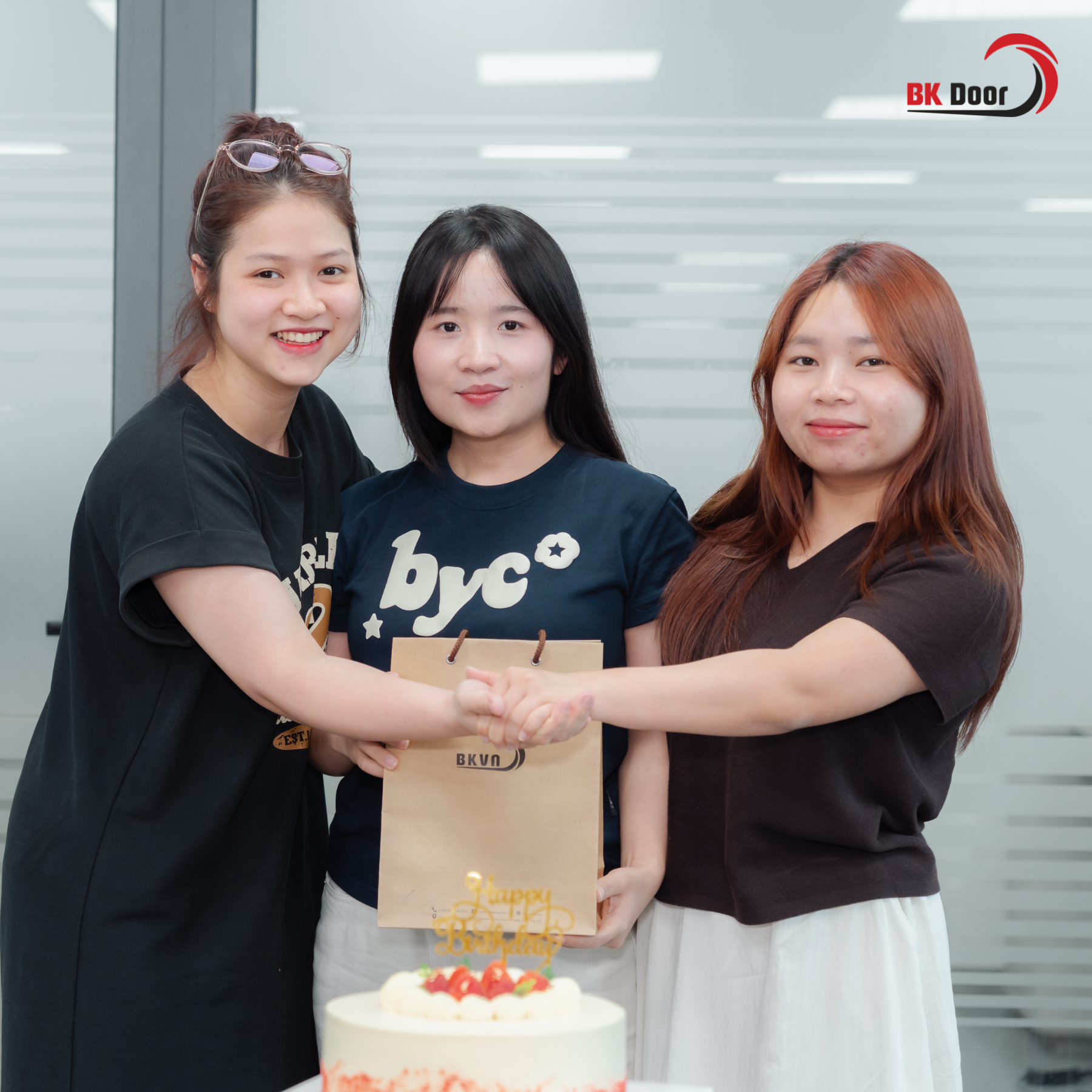 Các thành viên có sinh nhật tháng 3